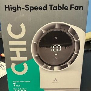 Aecoooly High-Speed Table Fan in White and Black